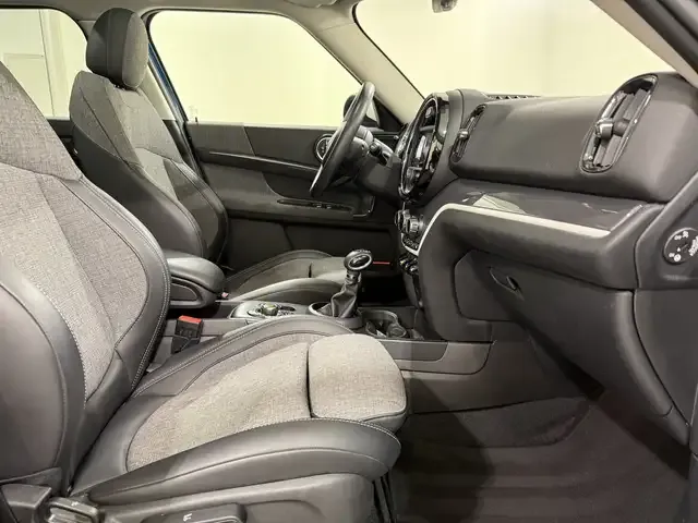 MINI Cooper SE Countryman