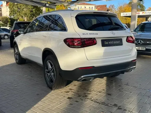Mercedes-Benz GLC 300