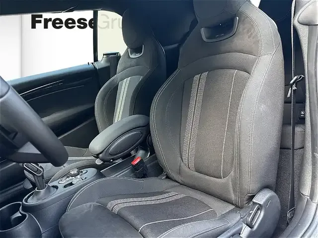 MINI John Cooper Works Cabrio