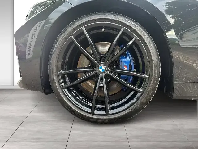 BMW 440