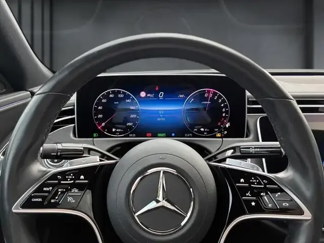Mercedes-Benz E 400