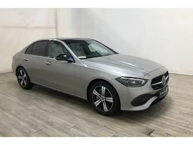 Mercedes-Benz C 220