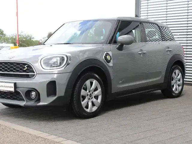 MINI Cooper SE Countryman