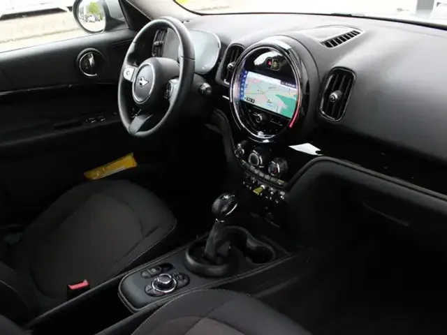MINI Cooper SE Countryman