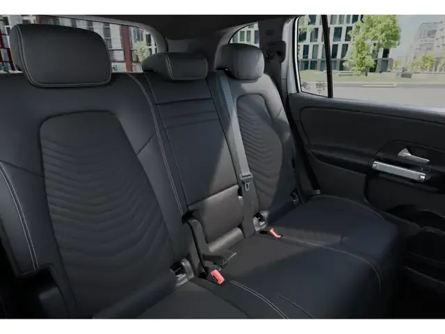 Mercedes-Benz EQB 300