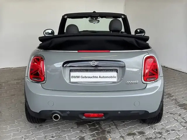 MINI Cooper Cabrio