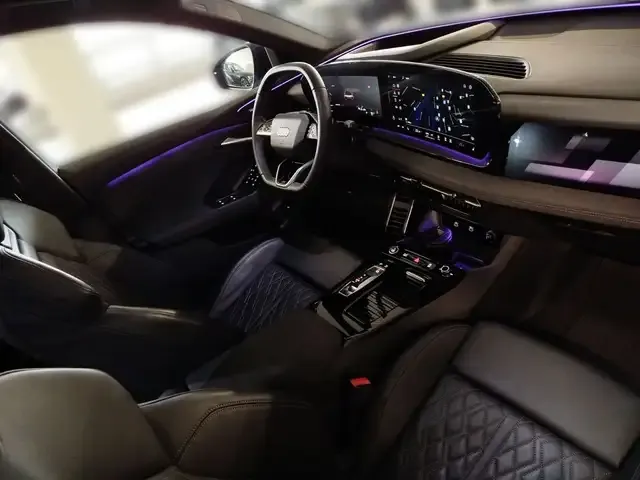 Audi Q6