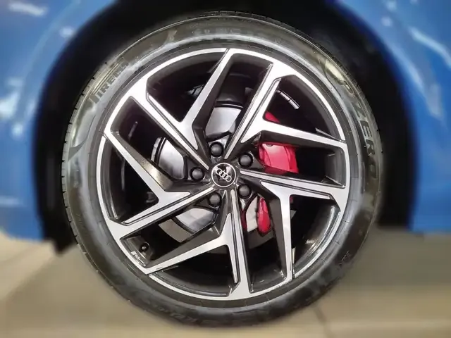 Audi Q6