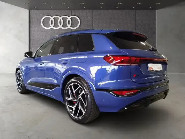 Audi Q6