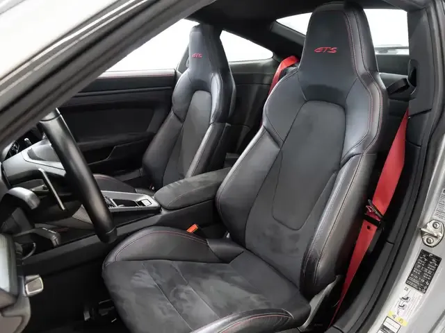 Porsche 992