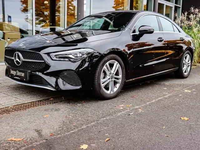 Mercedes-Benz CLA 180