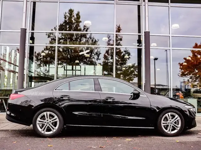 Mercedes-Benz CLA 180