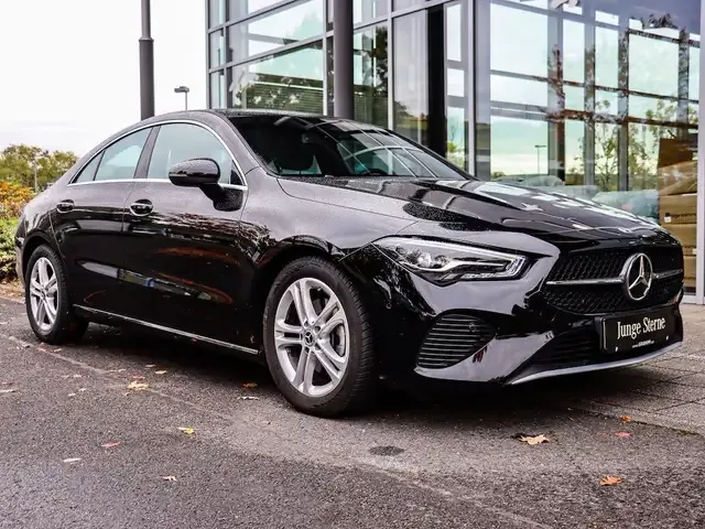 Mercedes-Benz CLA 180