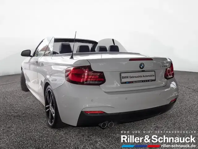 BMW 220