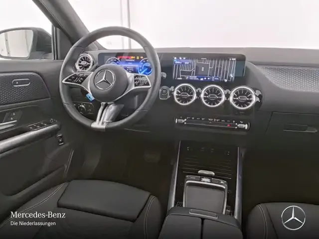 Mercedes-Benz EQA 250