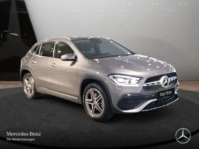 Mercedes-Benz GLA 250