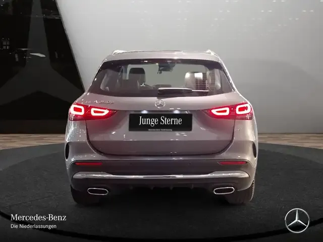 Mercedes-Benz GLA 250