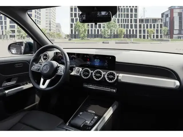 Mercedes-Benz EQB 250