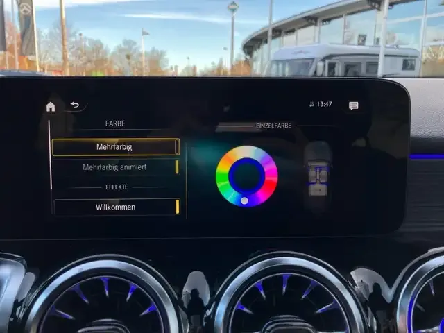 Mercedes-Benz EQB 250