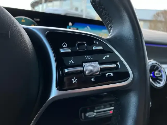 Mercedes-Benz EQB 250