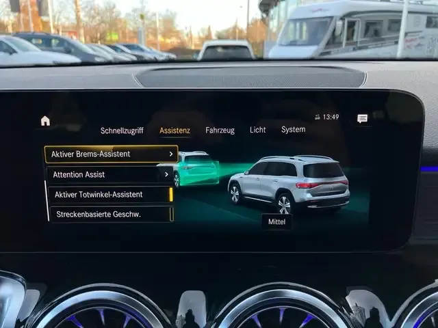 Mercedes-Benz EQB 250