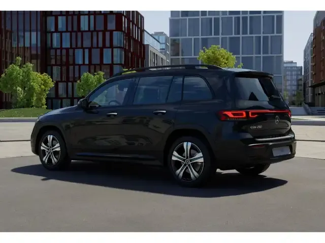 Mercedes-Benz EQB 250