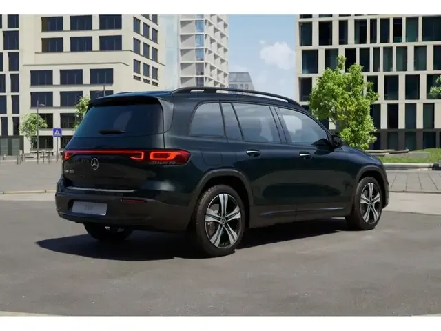 Mercedes-Benz EQB 250