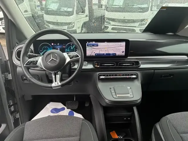 Mercedes-Benz EQV 300