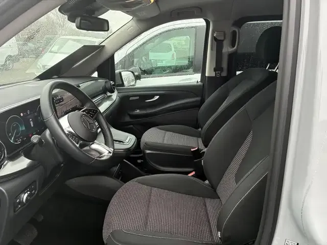 Mercedes-Benz EQV 300