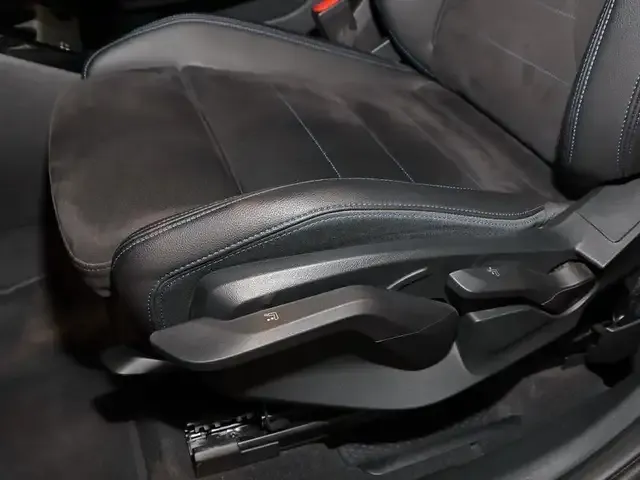 BMW 223