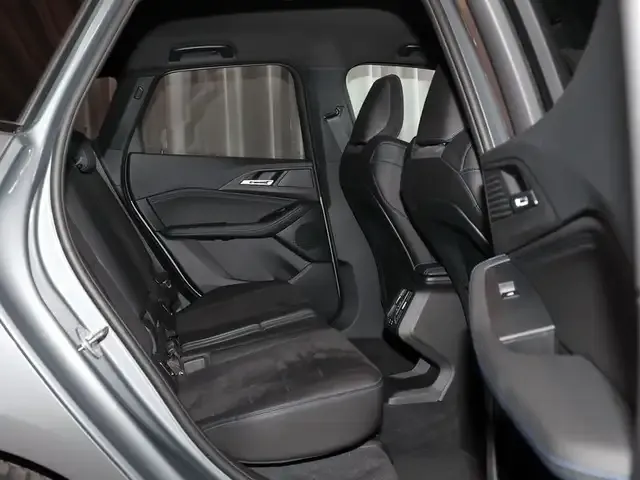 BMW 223