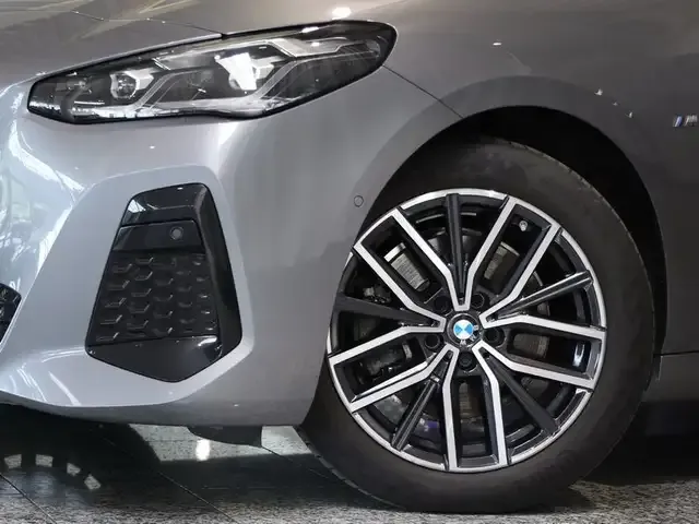 BMW 223
