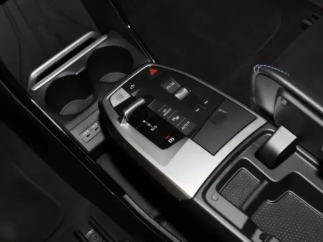 BMW 223