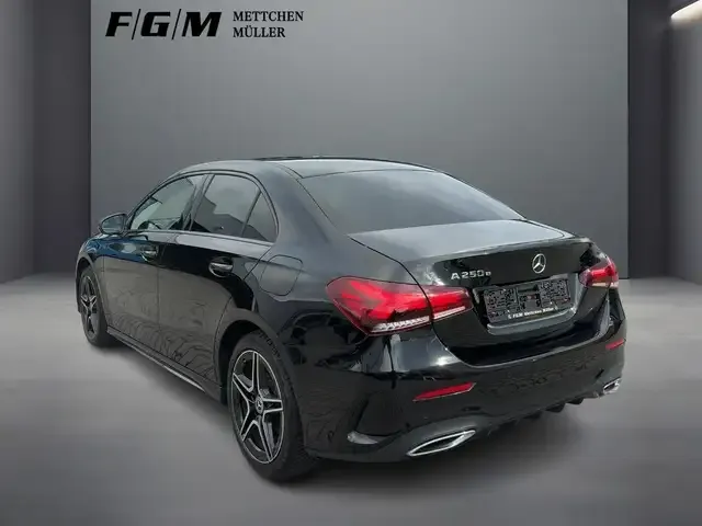 Mercedes-Benz A 250