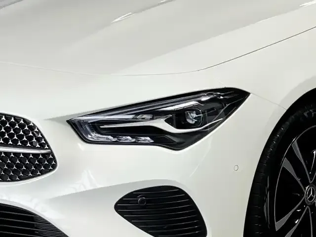 Mercedes-Benz CLA 220