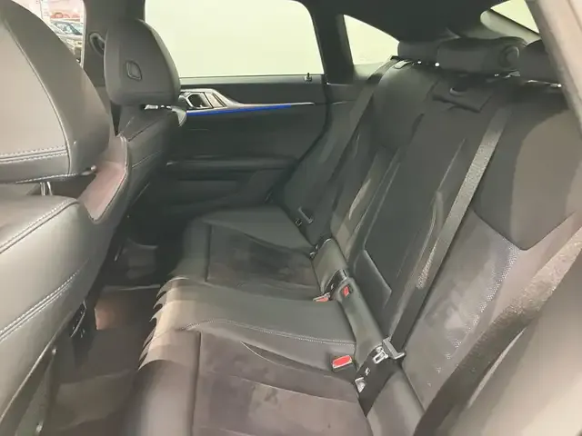 BMW 440