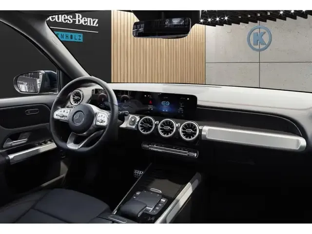 Mercedes-Benz EQB 300