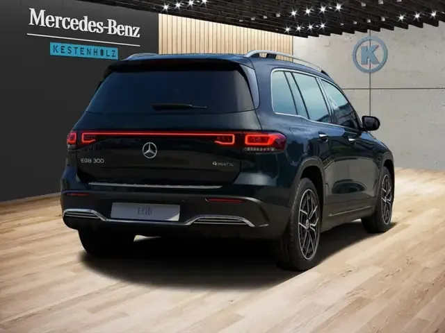 Mercedes-Benz EQB 300