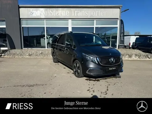 Mercedes-Benz EQV 300