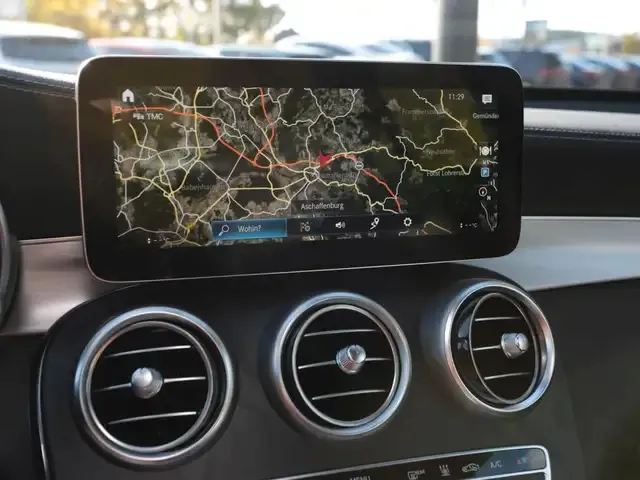 Mercedes-Benz GLC 200