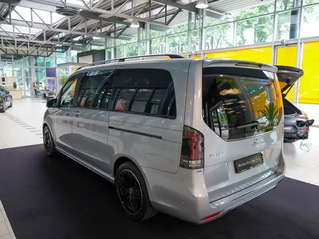 Mercedes-Benz V 250