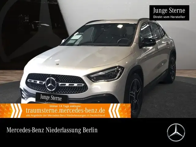 Mercedes-Benz GLA 200