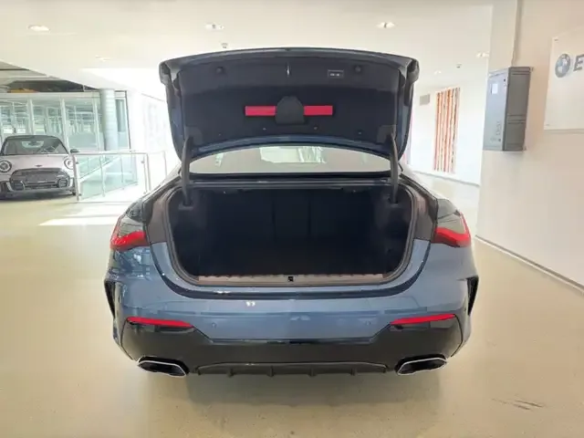 BMW 440