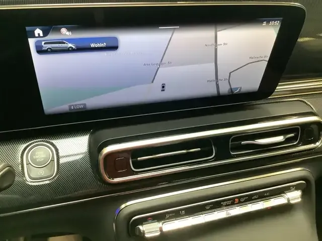 Mercedes-Benz V 220