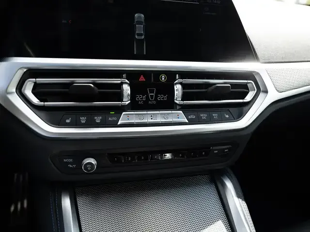 BMW 240