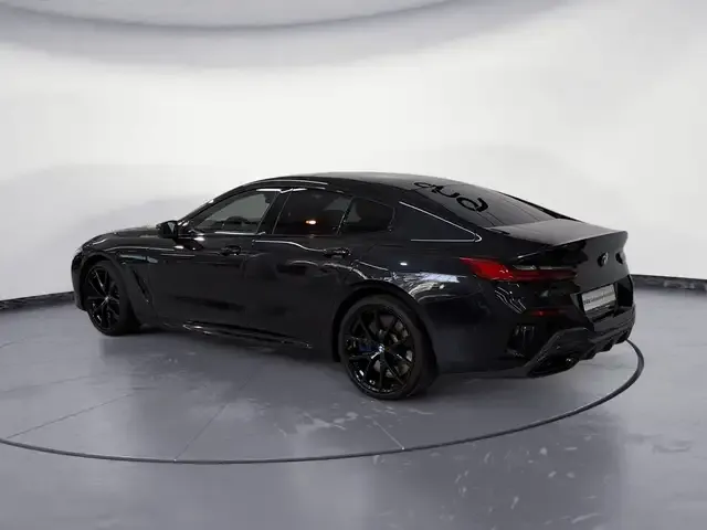 BMW M850