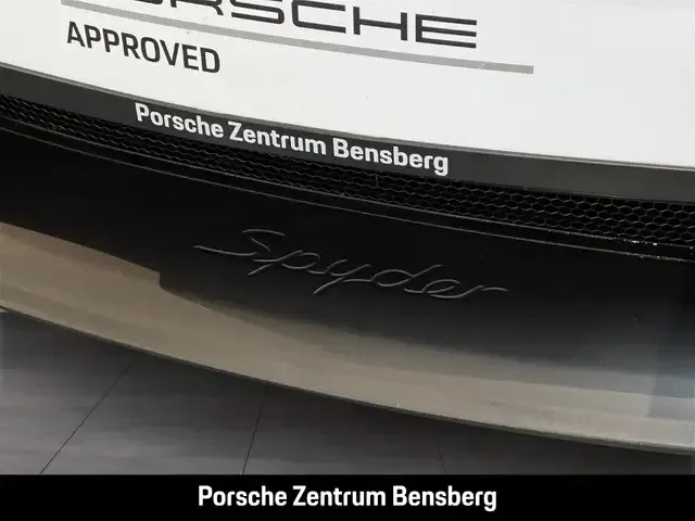Porsche 718 Spyder