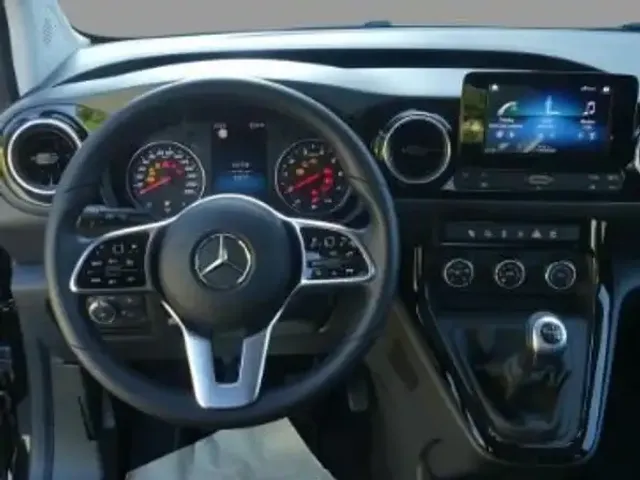 Mercedes-Benz Sonstiges