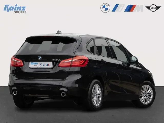 BMW 218