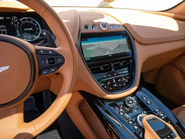 Aston Martin DBX
